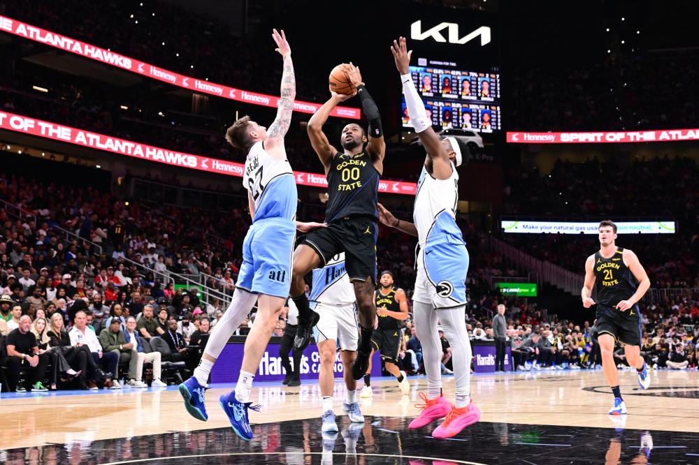 何对手都感 何对手都感